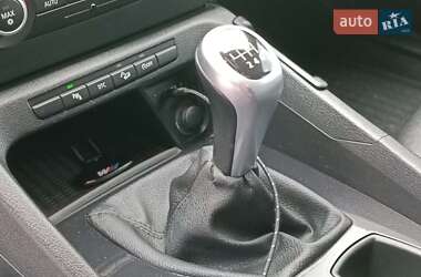 Позашляховик / Кросовер BMW X1 2010 в 