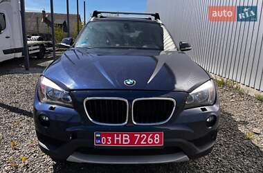 Внедорожник / Кроссовер BMW X1 2013 в Луцке