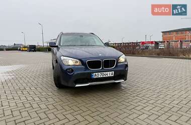 Внедорожник / Кроссовер BMW X1 2011 в 