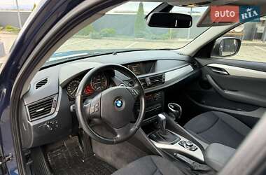 Внедорожник / Кроссовер BMW X1 2011 в 