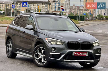 Внедорожник / Кроссовер BMW X1 2015 в 