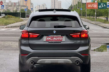 Внедорожник / Кроссовер BMW X1 2015 в 