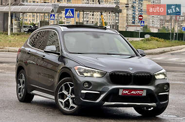 Внедорожник / Кроссовер BMW X1 2015 в 