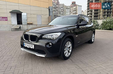Позашляховик / Кросовер BMW X1 2010 в Києві