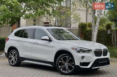 Позашляховик / Кросовер BMW X1 2019 в 
