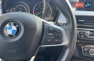 Позашляховик / Кросовер BMW X1 2018 в 