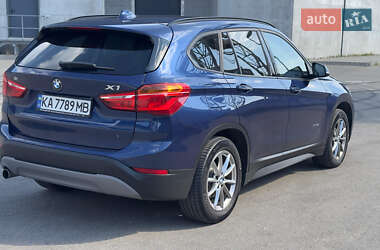 Позашляховик / Кросовер BMW X1 2018 в 