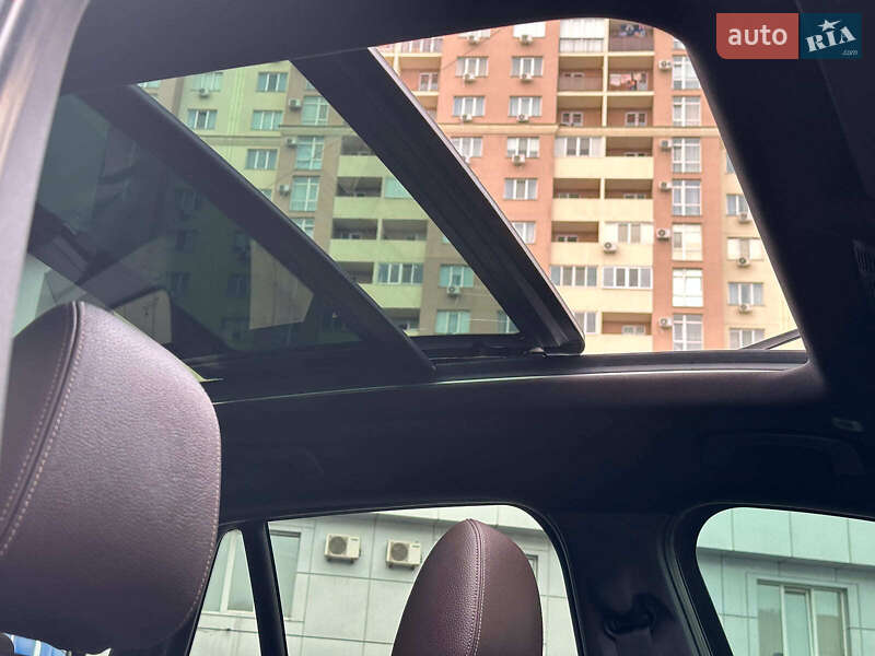 Внедорожник / Кроссовер BMW X1 2015 в Одессе