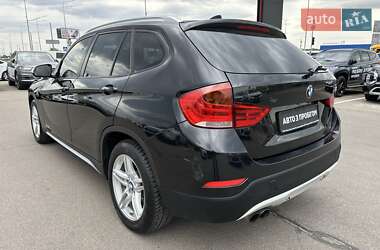 Внедорожник / Кроссовер BMW X1 2014 в 