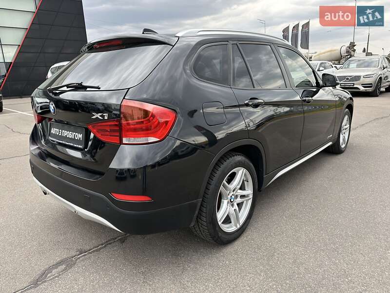 Позашляховик / Кросовер BMW X1 2014 в Києві