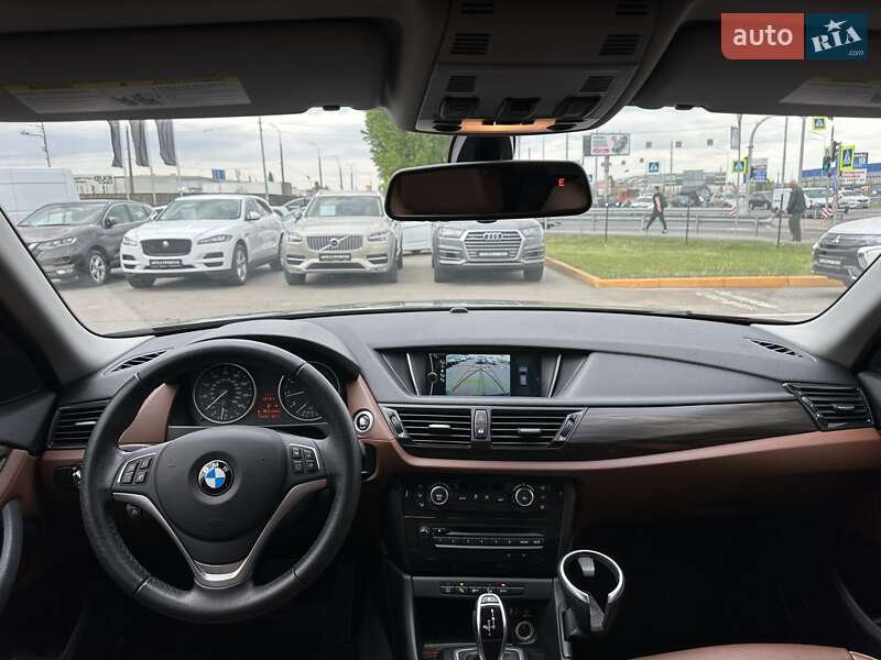 Позашляховик / Кросовер BMW X1 2014 в Києві