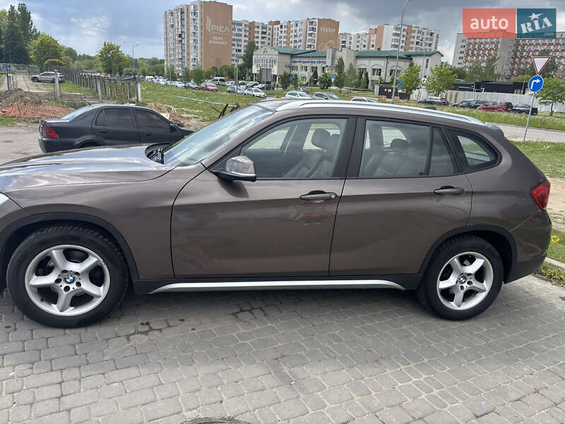 Позашляховик / Кросовер BMW X1 2013 в Львові