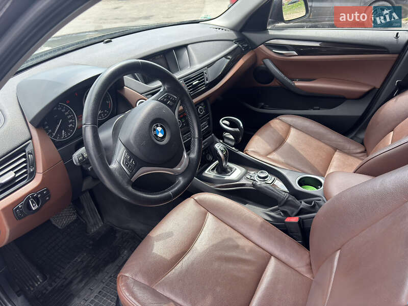 Позашляховик / Кросовер BMW X1 2013 в Львові