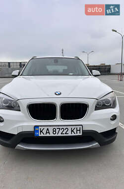 Позашляховик / Кросовер BMW X1 2013 в 