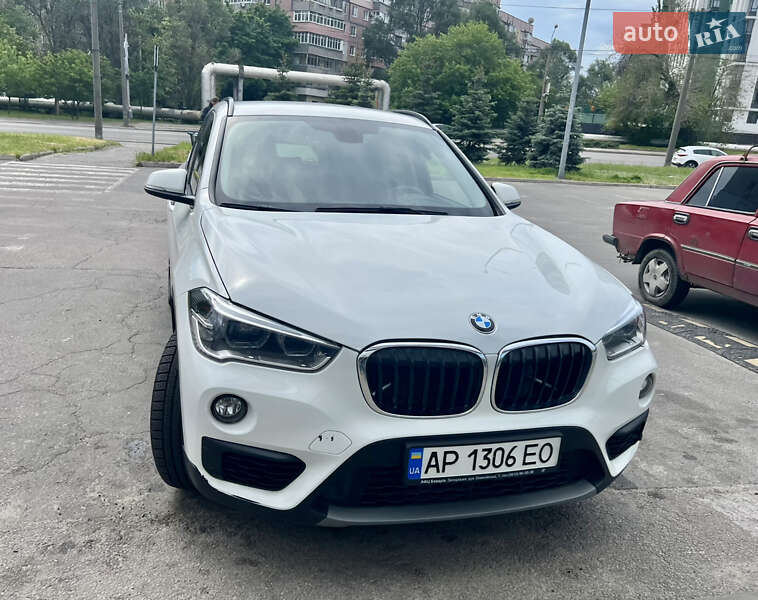 Позашляховик / Кросовер BMW X1 2018 в Дніпрі фото 5 Позашляховик / Кросовер BMW X1 2018 в Дніпрі
