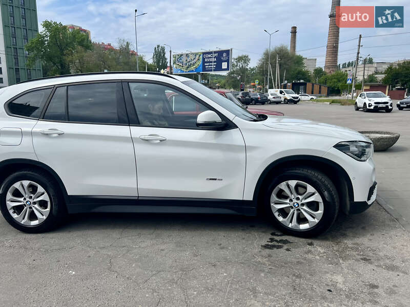 Позашляховик / Кросовер BMW X1 2018 в Дніпрі фото 24 Позашляховик / Кросовер BMW X1 2018 в Дніпрі
