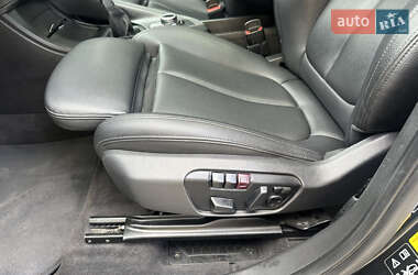 Внедорожник / Кроссовер BMW X1 2018 в 