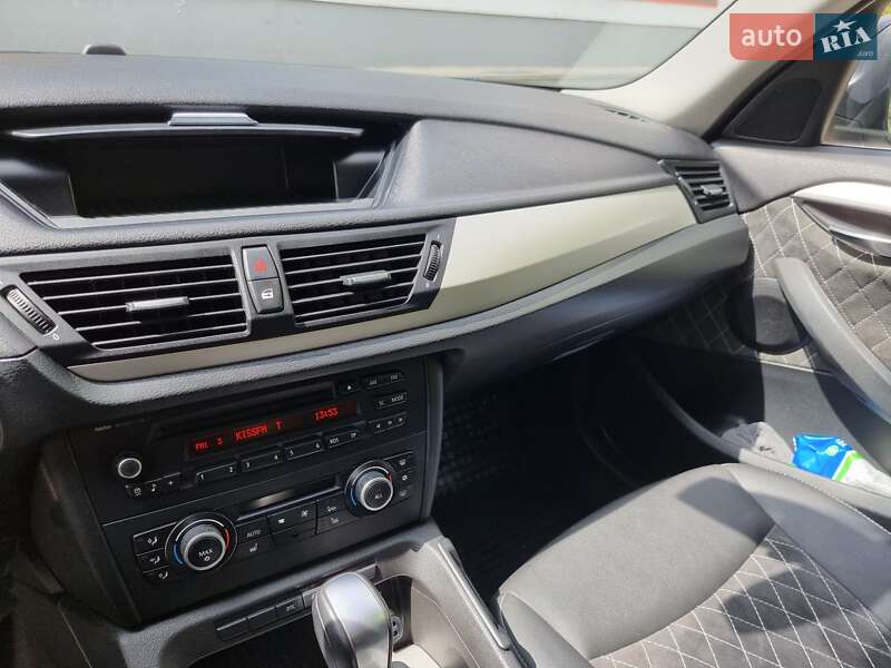 Внедорожник / Кроссовер BMW X1 2010 в Черноморске фото 17 Внедорожник / Кроссовер BMW X1 2010 в Черноморске