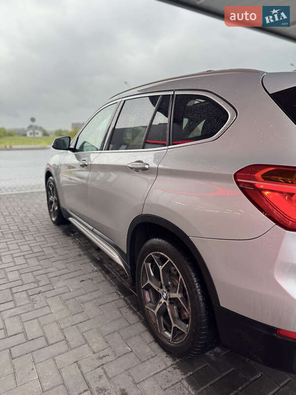 Внедорожник / Кроссовер BMW X1 2018 в Львове