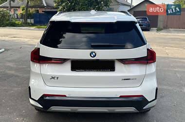 Внедорожник / Кроссовер BMW X1 2023 в 