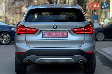 Позашляховик / Кросовер BMW X1 2016 в 