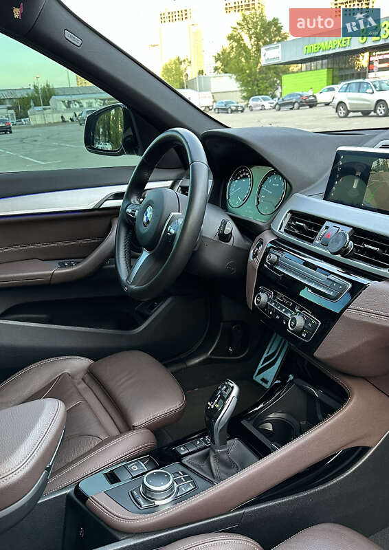 Позашляховик / Кросовер BMW X1 2021 в Києві