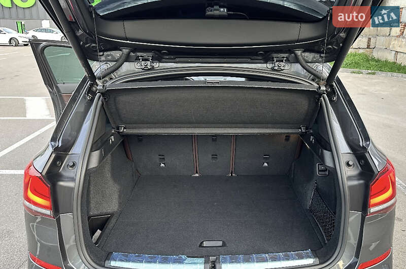 Позашляховик / Кросовер BMW X1 2021 в Києві