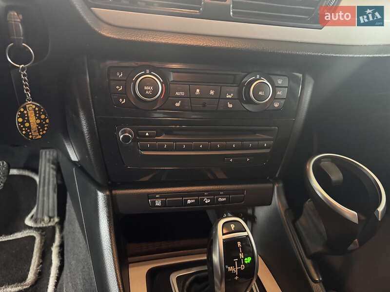 Позашляховик / Кросовер BMW X1 2014 в Львові