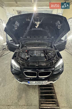 Внедорожник / Кроссовер BMW X1 2014 в 