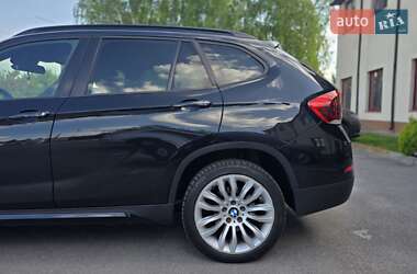 Внедорожник / Кроссовер BMW X1 2012 в 