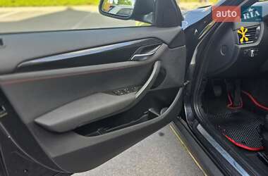 Внедорожник / Кроссовер BMW X1 2012 в 