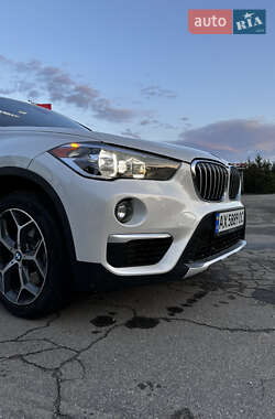 Позашляховик / Кросовер BMW X1 2017 в 
