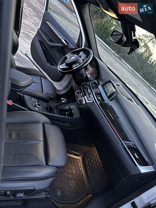Внедорожник / Кроссовер BMW X1 2017 в Харькове
