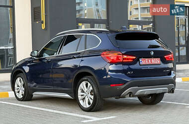Внедорожник / Кроссовер BMW X1 2019 в 