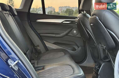 Внедорожник / Кроссовер BMW X1 2019 в 