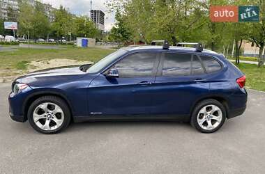 Внедорожник / Кроссовер BMW X1 2013 в 