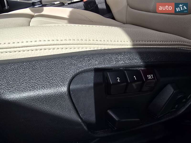 Внедорожник / Кроссовер BMW X1 2019 в Львове