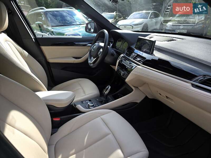 Внедорожник / Кроссовер BMW X1 2019 в Львове
