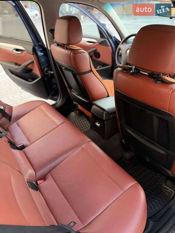 Позашляховик / Кросовер BMW X1 2010 в Коломиї