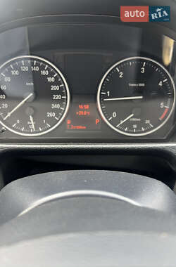 Внедорожник / Кроссовер BMW X1 2013 в 