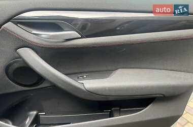 Внедорожник / Кроссовер BMW X1 2013 в 