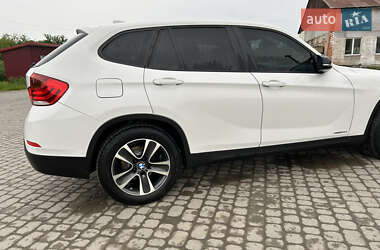 Внедорожник / Кроссовер BMW X1 2014 в 