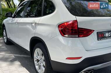 Позашляховик / Кросовер BMW X1 2013 в 