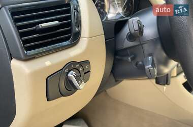 Позашляховик / Кросовер BMW X1 2013 в 