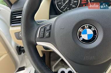 Позашляховик / Кросовер BMW X1 2013 в 