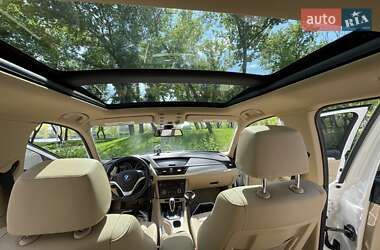 Позашляховик / Кросовер BMW X1 2013 в 