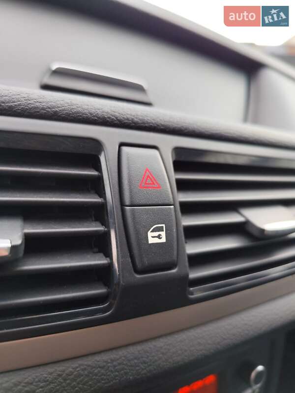 Позашляховик / Кросовер BMW X1 2012 в Чернігові