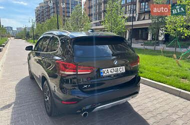 Внедорожник / Кроссовер BMW X1 2020 в 