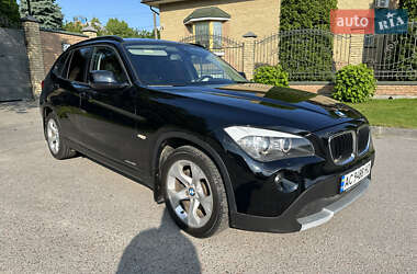 Внедорожник / Кроссовер BMW X1 2011 в 