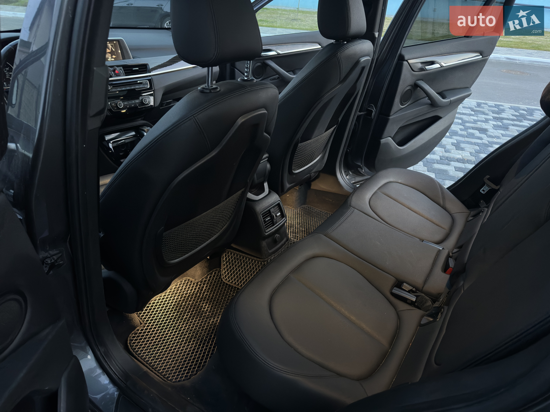 2016 BMW X1 - мініатюра 17